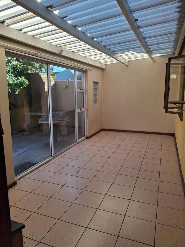 3 Bedroom Property for Sale in Table View Western Cape